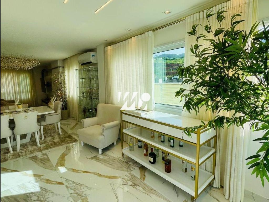 Casa em Pedra Branca, Palhoça. 5 quartos, 310m². Imagem 4 de 14